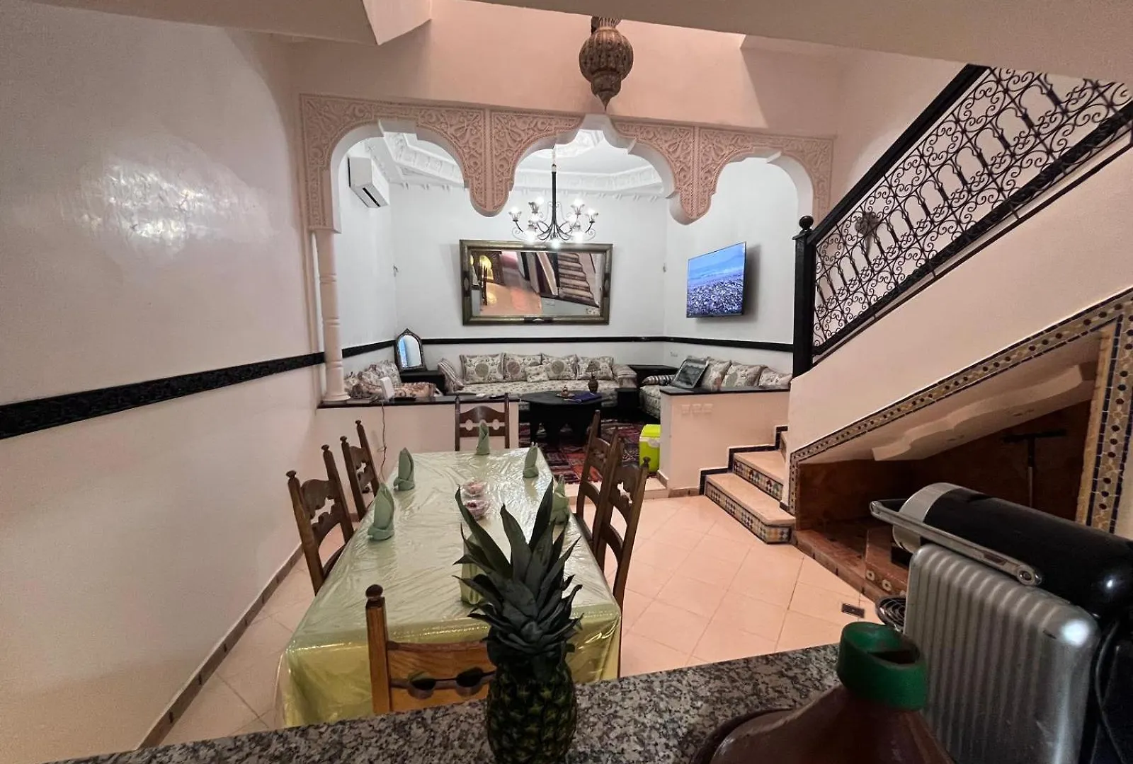 Riad Benhammou1 Marakeş Fas